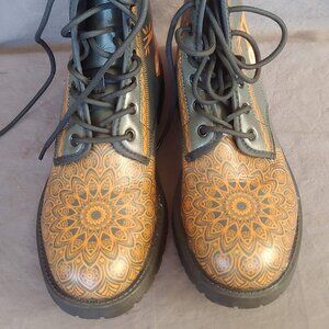 SLOTH BOOTS